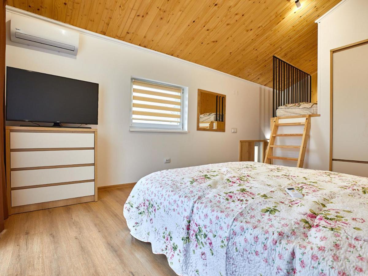 Private Apartments Truskavets Luaran gambar
